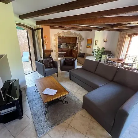 Hébergement de vacances Maison Proche Des Plages Théoule-sur-Mer